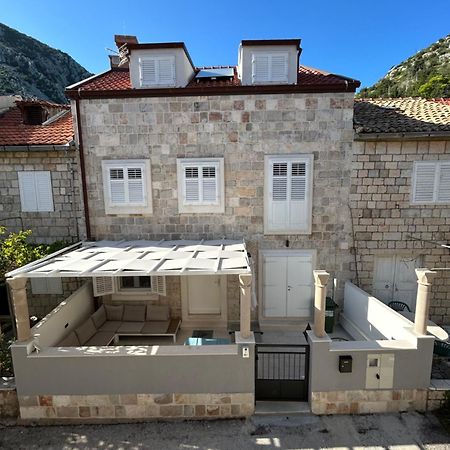 @Trstenik Trstenik  Exteriér fotografie