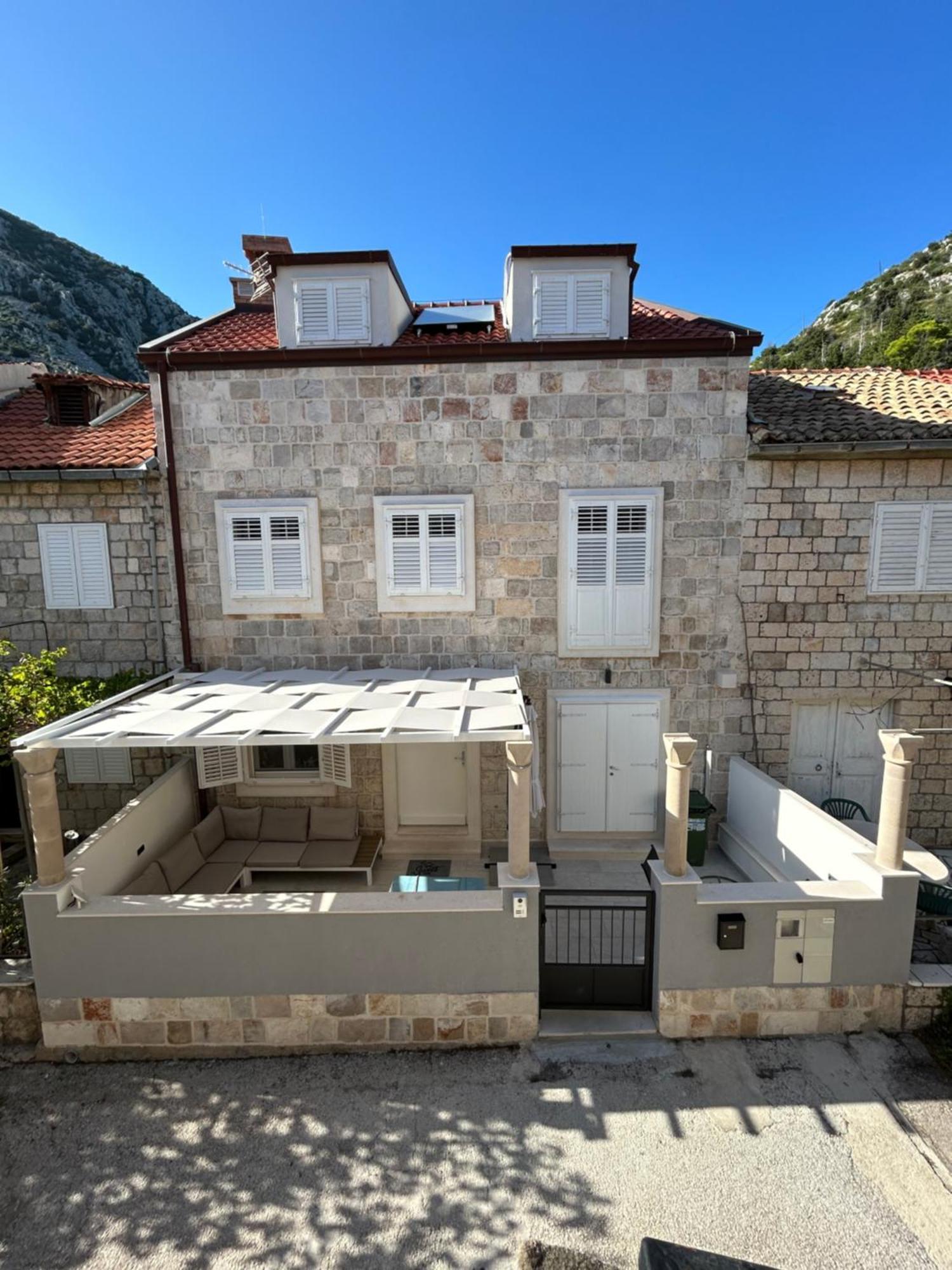 @Trstenik Trstenik  Exteriér fotografie